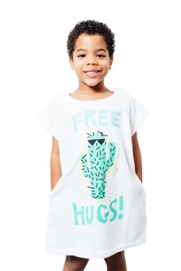 Free Hugs